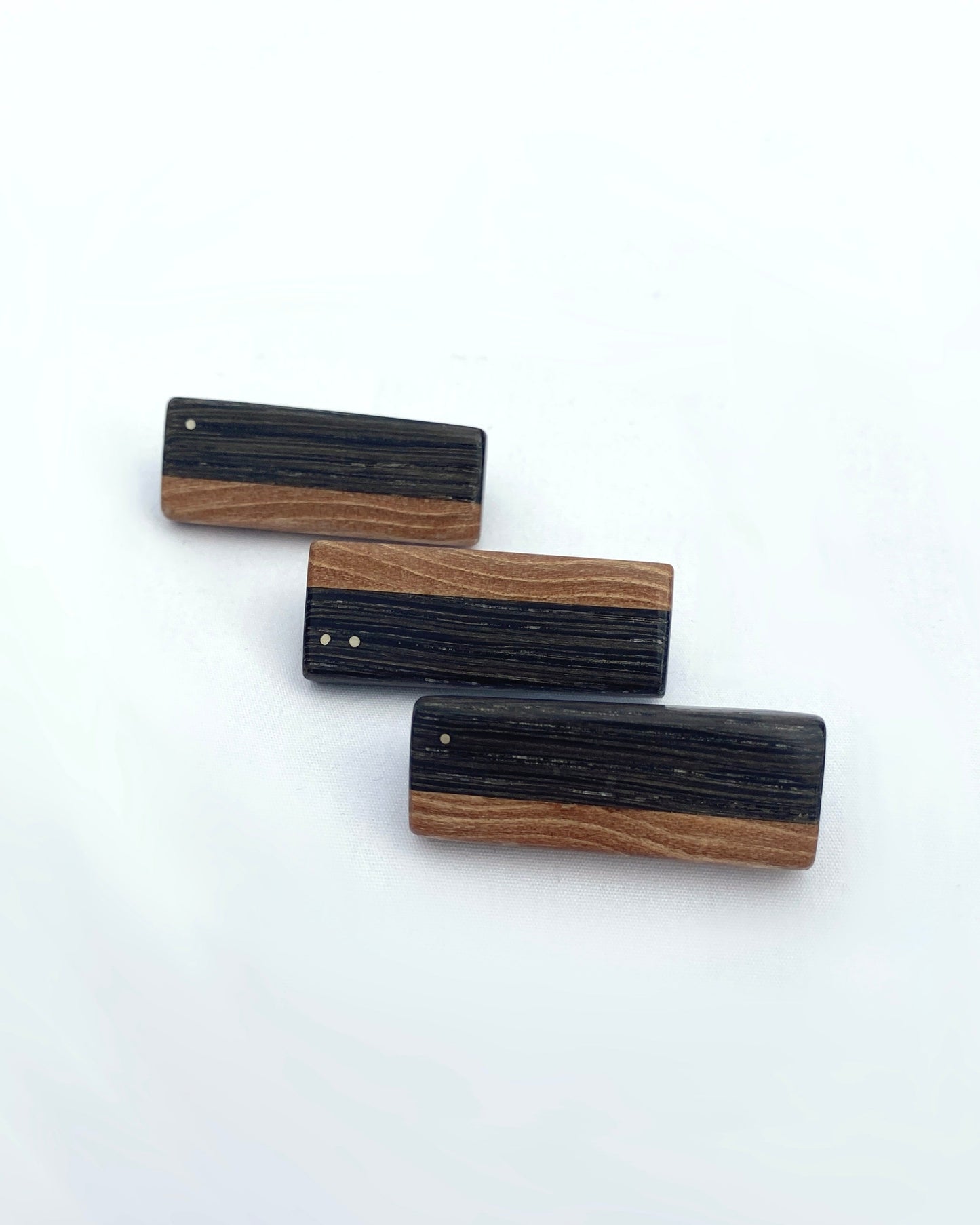 Silver Dot Kilt Pin