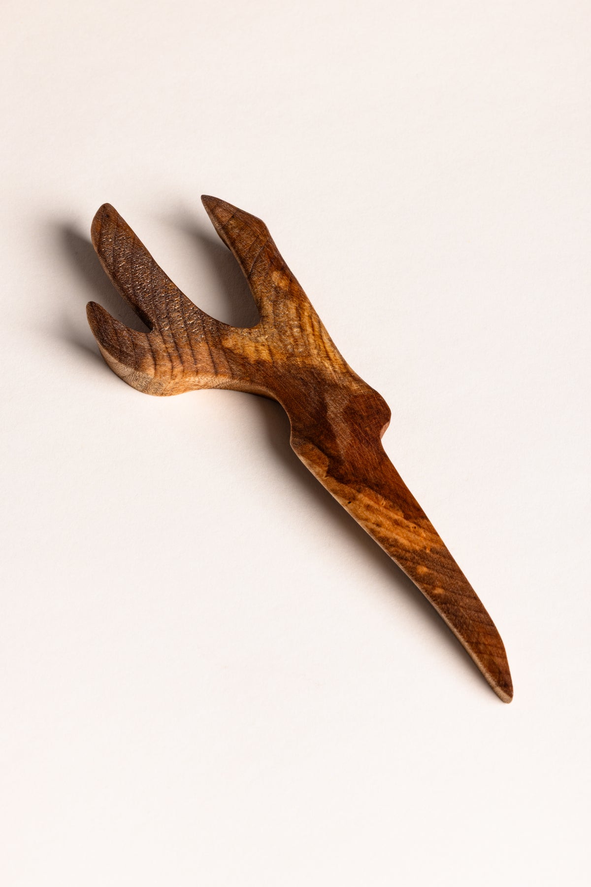 Back view of the Sycamore Sgian Dubh on a white background.